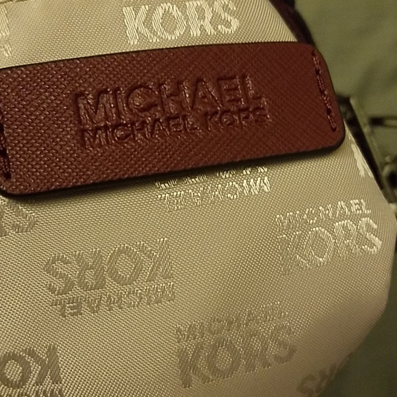 MICHAEL KORS - Picture 4 of 8
